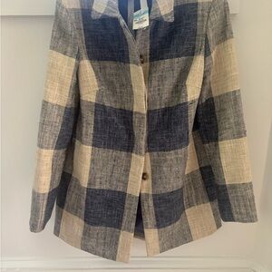 Elegant Checkered Blazer in Navy and Beige. Never work new with tags